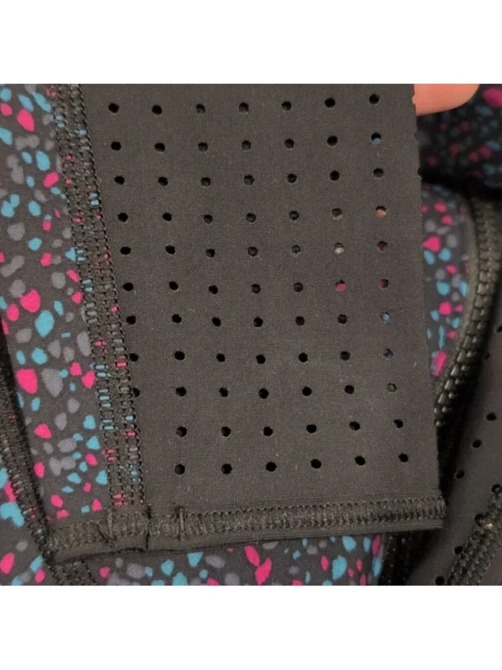 Lululemon Swell Seeker Paddle Top